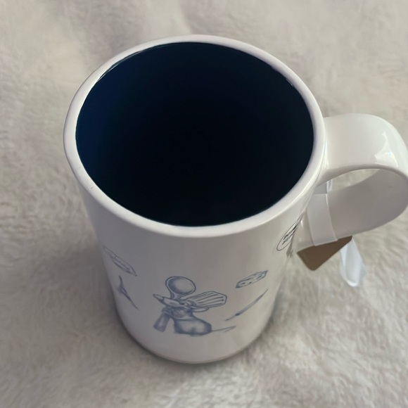 New Rae Dunn Disney Mug - Picture 4 of 4